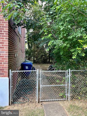 3814 HOWARD PARK AVE, Baltimore, MD 21207