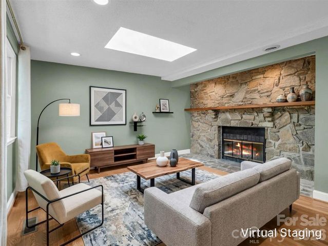 52 Forest Road, Asheville, NC 28803