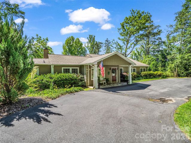 52 Forest Road, Asheville, NC 28803