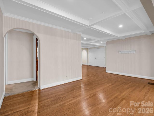 52 Forest Road, Asheville, NC 28803