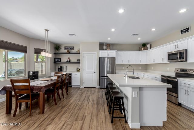 8944 W CENTURY Drive, Arizona City, AZ 85123