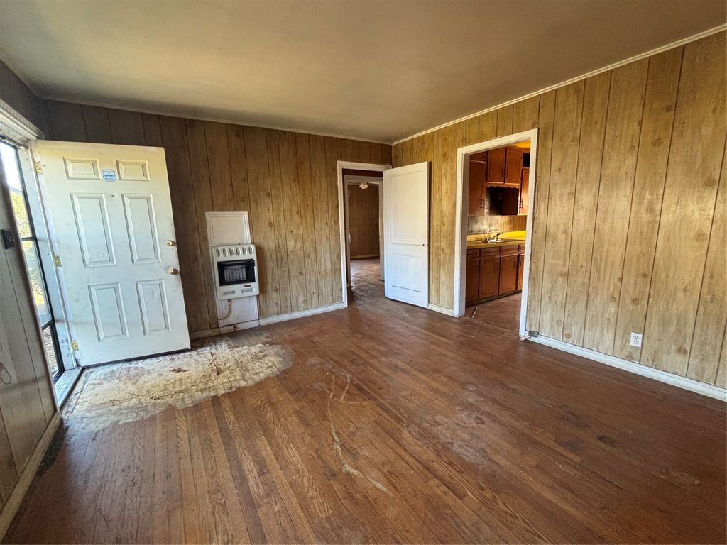 2436 Rattikin Road, Fort Worth, TX 76105 — photo 2