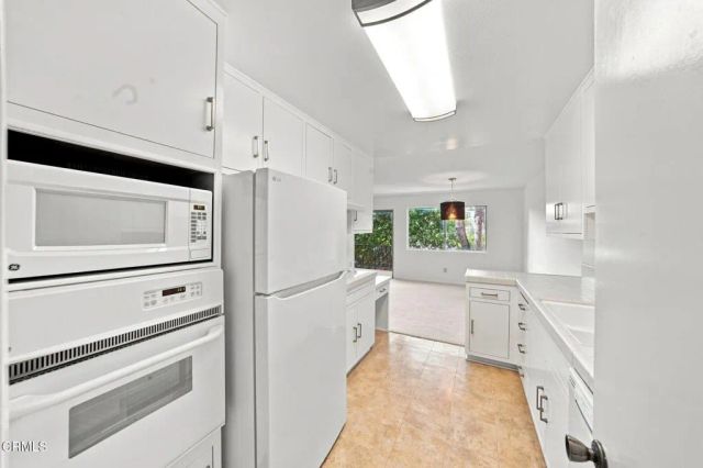 420 S Madison Avenue 204, Pasadena, CA 91101