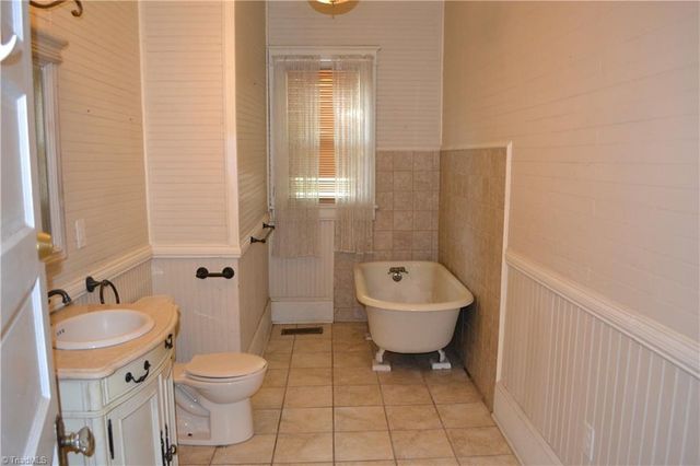 100 E Academy Street, Madison, NC 27025