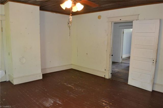 100 E Academy Street, Madison, NC 27025