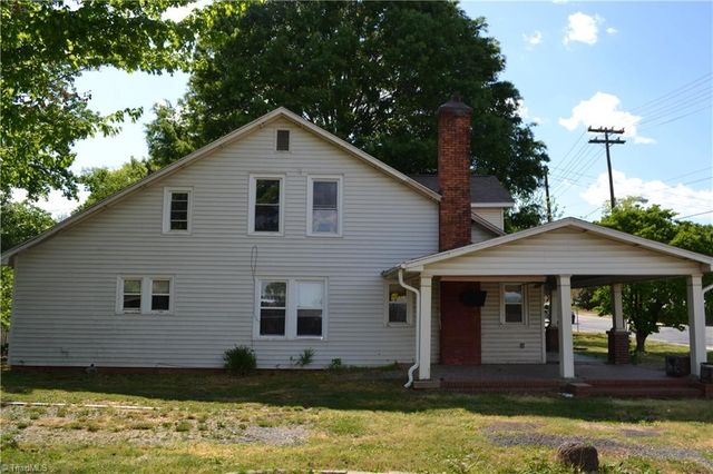 100 E Academy Street, Madison, NC 27025