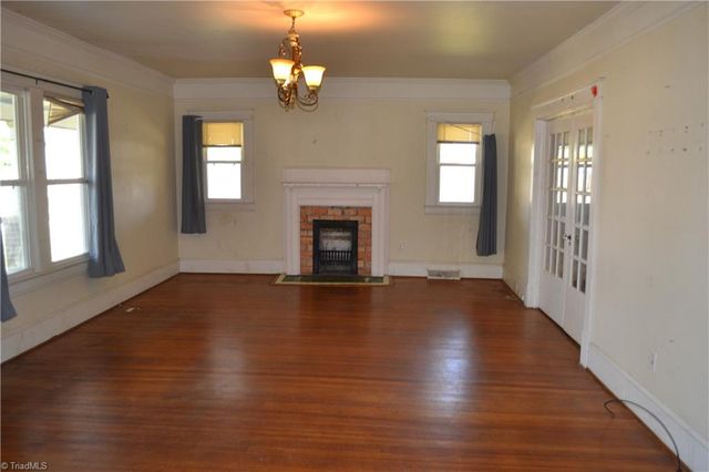 100 E Academy Street, Madison, NC 27025