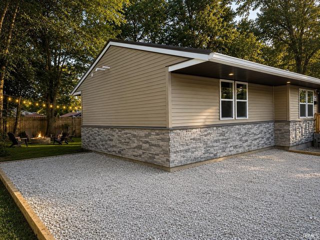1907 Ridgway Avenue, Evansville, IN 47714