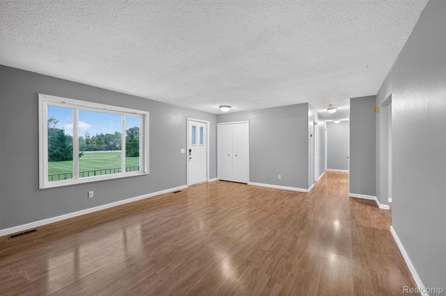 11025 Miller Road, Gaines Township, MI 48473