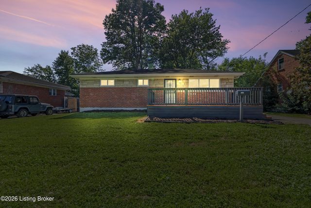 7804 Daffodil Dr, Louisville, KY 40258