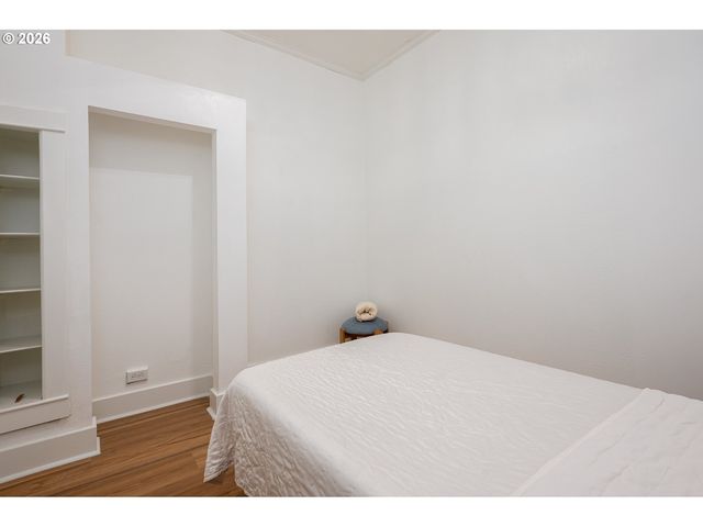 7028 N SAINT LOUIS Ave, Portland, OR 97203