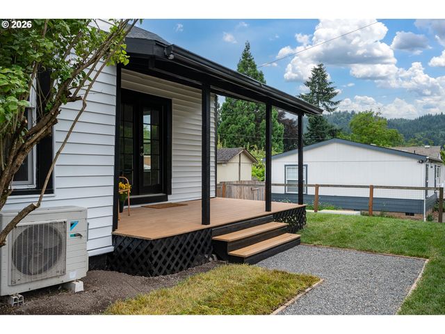 7028 N SAINT LOUIS Ave, Portland, OR 97203