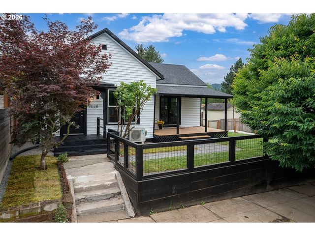 7028 N SAINT LOUIS Ave, Portland, OR 97203