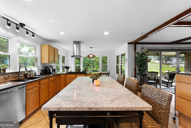 3933 JOHN HOPKINS CT, Decatur, GA 30034