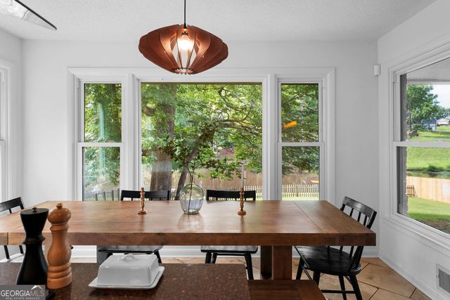 3933 JOHN HOPKINS CT, Decatur, GA 30034