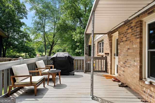 3933 JOHN HOPKINS CT, Decatur, GA 30034