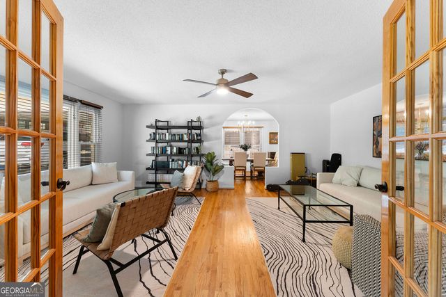 3933 JOHN HOPKINS CT, Decatur, GA 30034