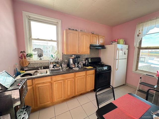 2044 120th Street, College Point, NY 11356