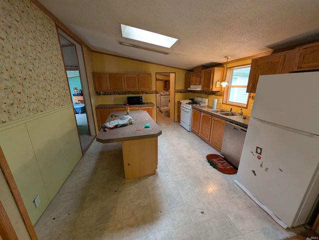 14017 State Road 120, Bristol, IN 46507