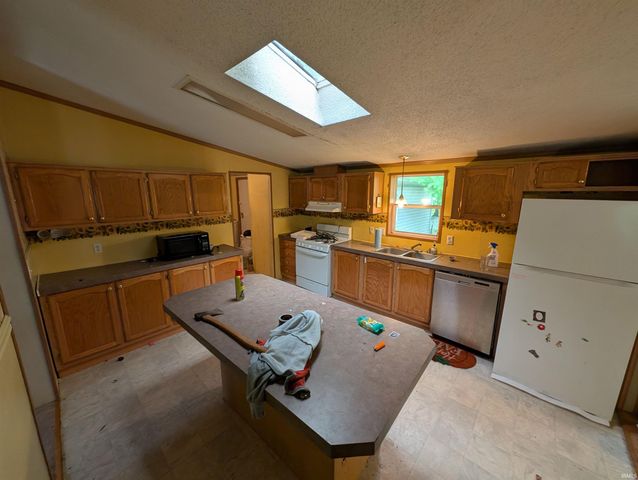 14017 State Road 120, Bristol, IN 46507