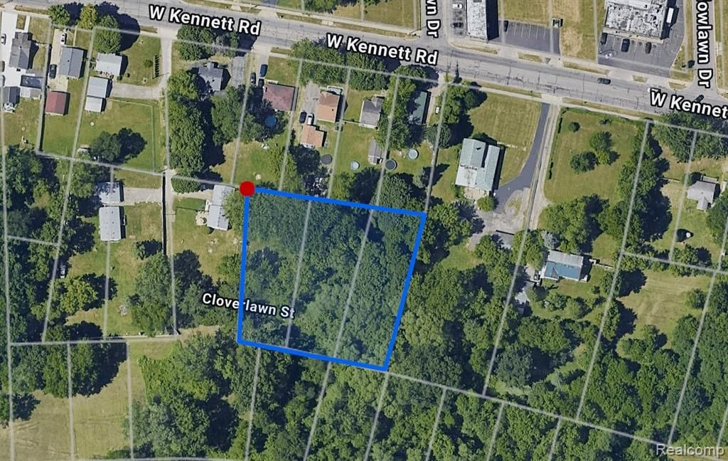 364 Lakeside Drive, Pontiac, MI 48340