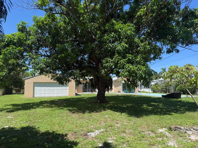 1229 15TH Avenue N, Lake Worth Beach, FL 33460