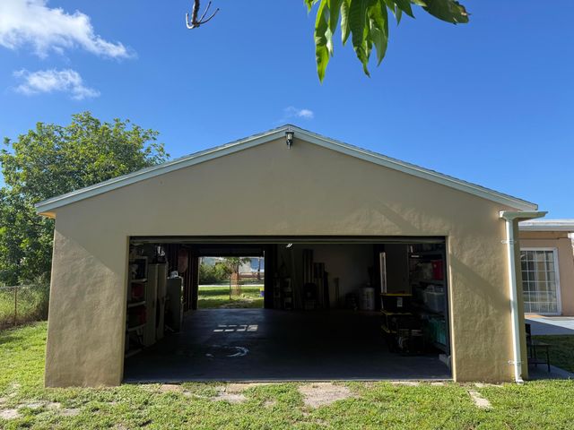 1229 15TH Avenue N, Lake Worth Beach, FL 33460