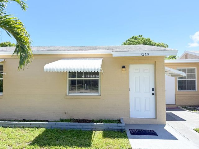 1229 15TH Avenue N, Lake Worth Beach, FL 33460