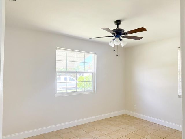 1229 15TH Avenue N, Lake Worth Beach, FL 33460