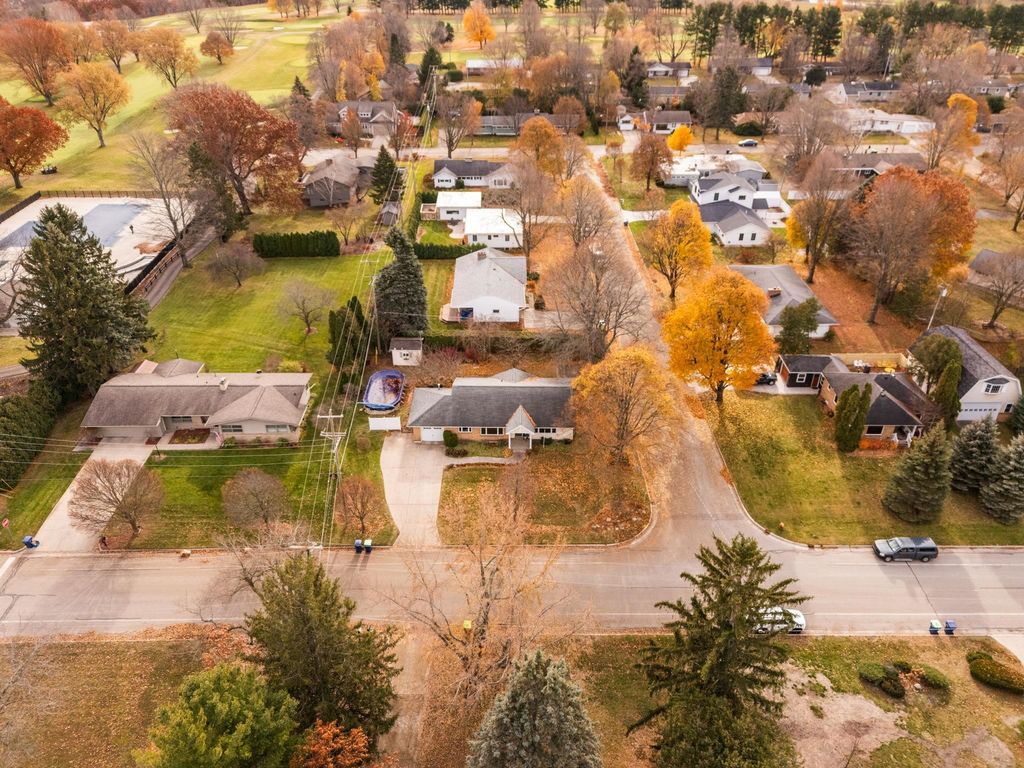 109 Boughey Street, Traverse City, MI 49684