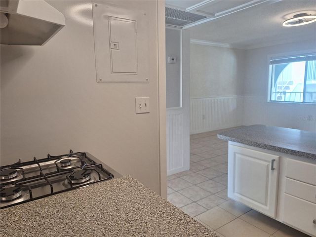 136 BLUE POINTE WAY 350, Altamonte Springs, FL 32701
