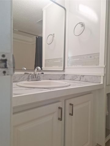 136 BLUE POINTE WAY 350, Altamonte Springs, FL 32701