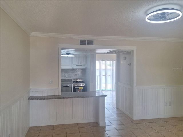 136 BLUE POINTE WAY 350, Altamonte Springs, FL 32701