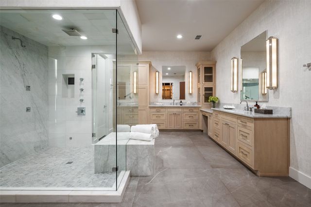 11219 Leachman Circle, Dallas, TX 75229