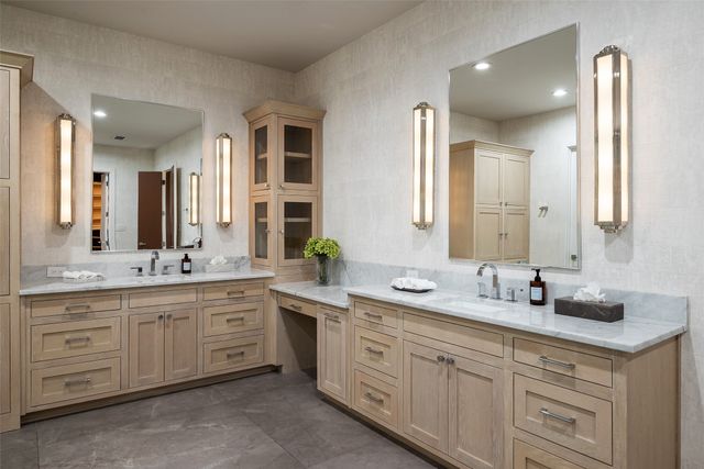 11219 Leachman Circle, Dallas, TX 75229