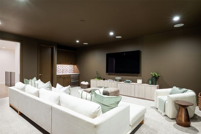 11219 Leachman Circle, Dallas, TX 75229