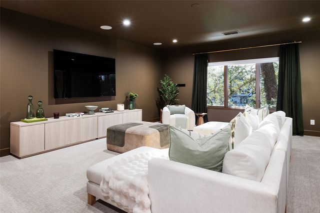 11219 Leachman Circle, Dallas, TX 75229