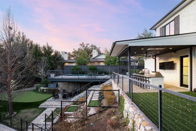 11219 Leachman Circle, Dallas, TX 75229