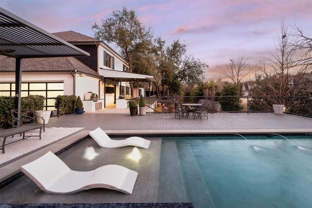 11219 Leachman Circle, Dallas, TX 75229