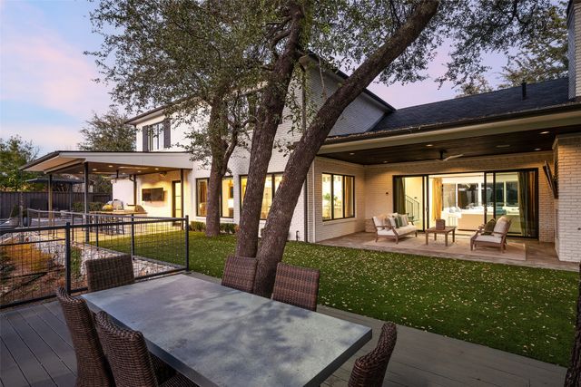 11219 Leachman Circle, Dallas, TX 75229