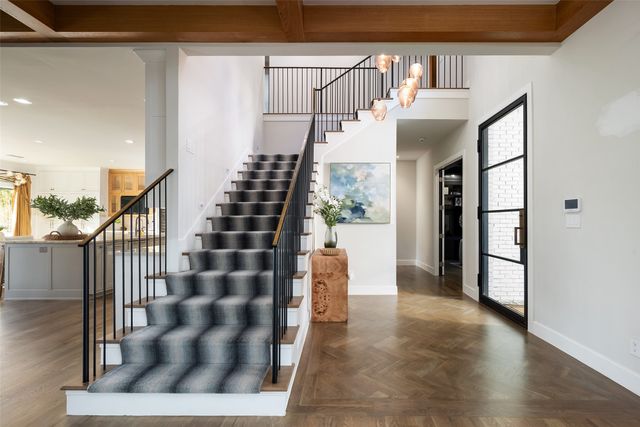 11219 Leachman Circle, Dallas, TX 75229