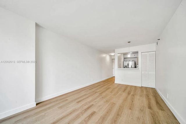 501 SW 1st St 502, Miami, FL 33130