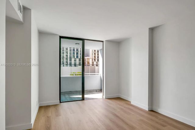 501 SW 1st St 502, Miami, FL 33130