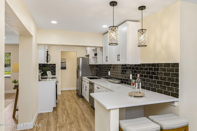 2283 Saint Swithin Lane, Melbourne, FL 32935