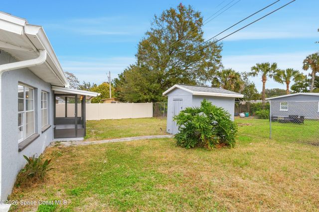 2283 Saint Swithin Lane, Melbourne, FL 32935