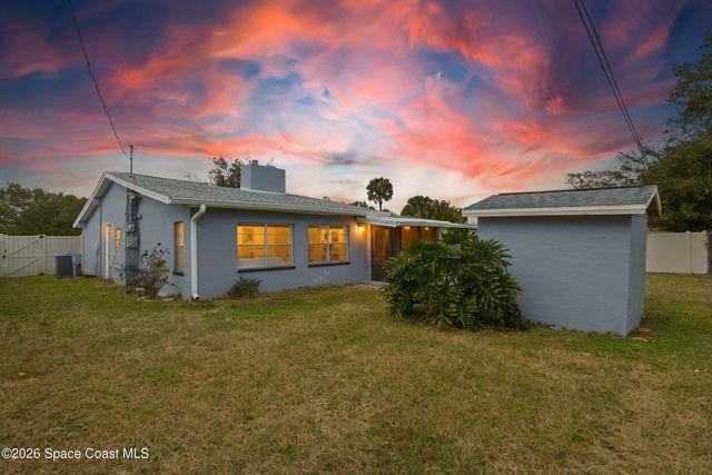 2283 Saint Swithin Lane, Melbourne, FL 32935