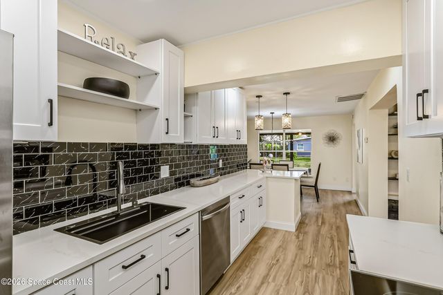 2283 Saint Swithin Lane, Melbourne, FL 32935