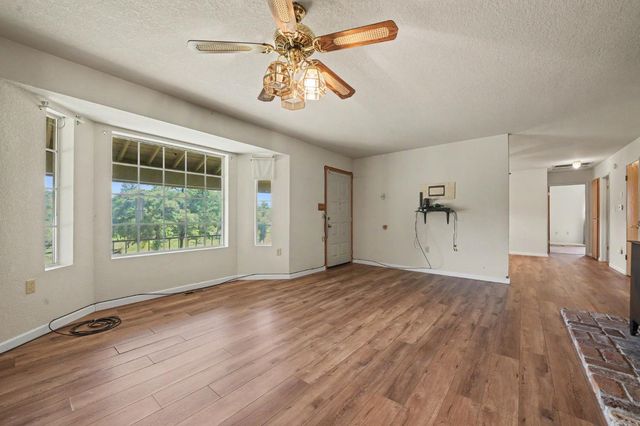 5039 Old EmigrantTrail East, Mountain Ranch, CA 95246