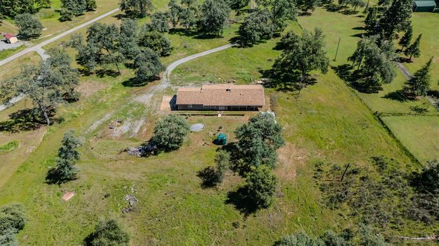 5039 Old EmigrantTrail East, Mountain Ranch, CA 95246