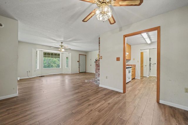 5039 Old EmigrantTrail East, Mountain Ranch, CA 95246